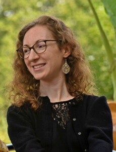 Estelle Pautret naturopathe Boulogne-Billancourt, Naturopathe, Massage, Réflexologue