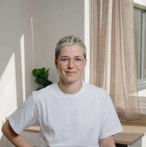 Louise Godard Montreuil, Ostéopathe