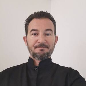 Morgan Madec Martigues, Acupuncteur