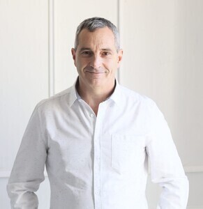 Christophe Mauvais La Farlède, Hypnothérapeute, Massage relaxation, Rebouteux, Magnétisme, Centre de massage