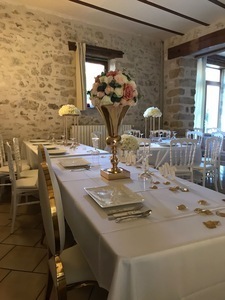 Ferme de l'église Féricy, Professionnel indépendant